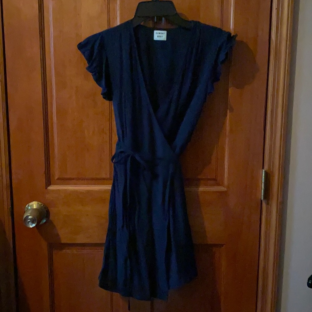 Aritzia Sunday Best Wrap Dress Size XXS